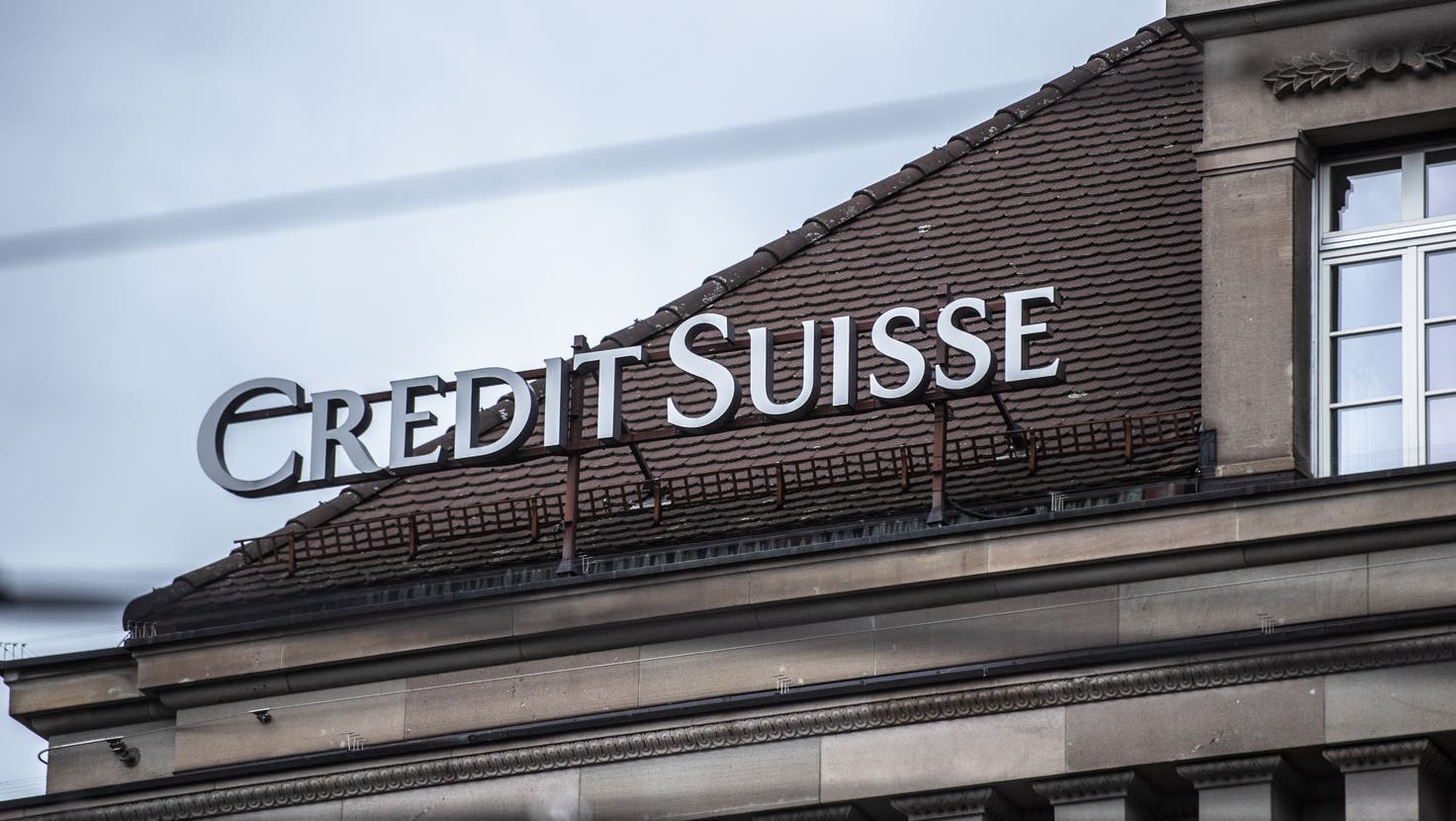 Bald Geschichte? Das repräsentative Gebäude der Credit Suisse am Luzerner Schwanenplatz. (Bild: Boris Bürgisser (Luzern, 20.  3. 2023))