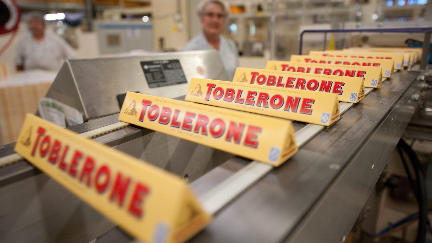 Sämtliche in die Welt exportierte Toblerone wird im Werk in Bern produziert. Zumindest noch: Ab Sommer wird ein Teil der Produktion aus Kosten- und Platzgründen in die Slowakei verlegt. (Dominic Favre / KEYSTONE)