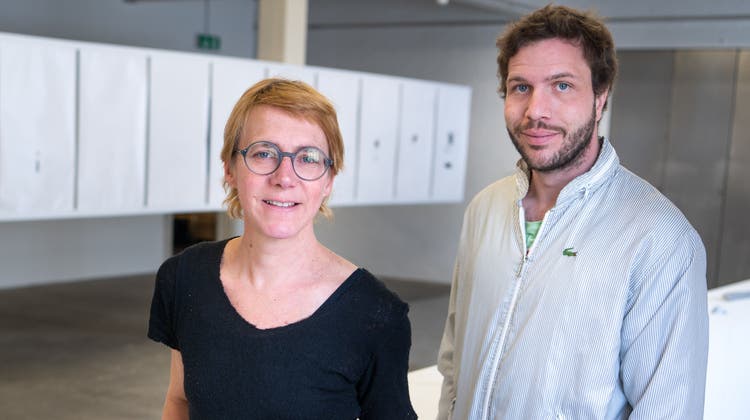 Rita Kappenthuler und Nathan Federer arbeiten seit sechs Jahren künstlerisch zusammen. Jetzt stellen sie gemeinsam im Architekturforum Ostschweiz in St.Gallen aus. (Bild: Marius Eckert)