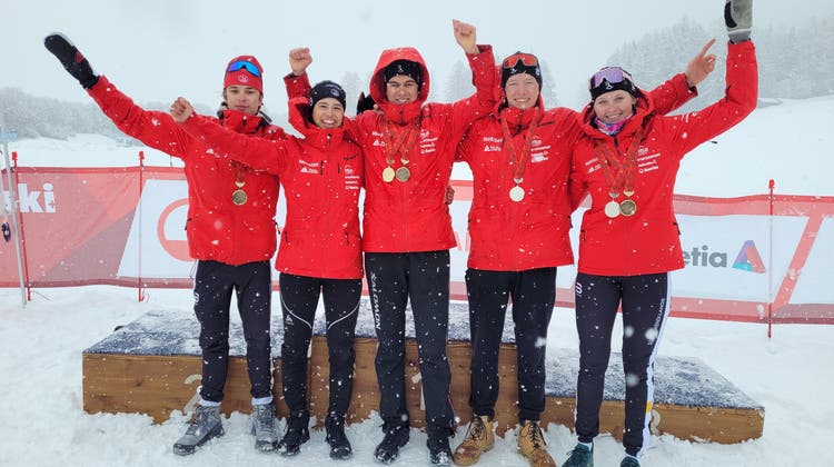 Jens Berger, Ronja Rietveld, Remo Burch, Matthias Riebli und Lara Berwert (von links) holten in Ulrichen zusammen acht Meisterschafts-Medaillen. (Bild: PD)