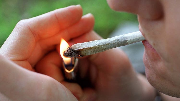 Die deutsche Bundesregierung will in den nächsten Monaten die Legalisierung von Cannabis umsetzen. (Bild: Keystone)
