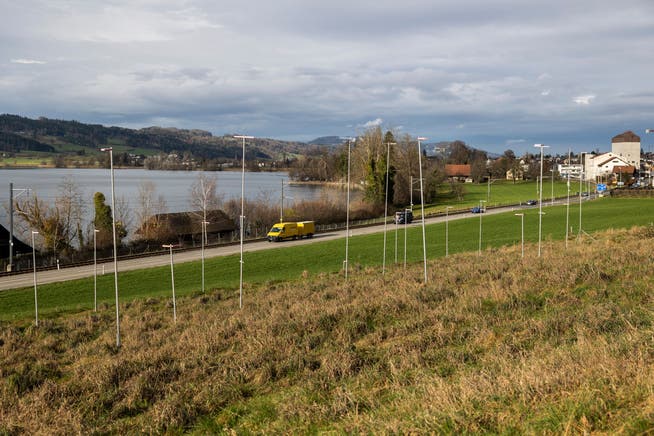 Hitzkirch muss 5,5 Hektaren Bauland rückzonen. Im Bild eine betroffene Parzelle im Ortsteil Gelfingen.