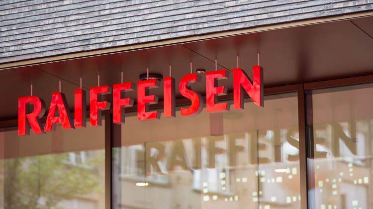 Im Geschäftsjahr 2022 resultierte bei der Raiffeisenbank Aare-Reuss ein Gewinn von 3,77 Millionen Franken (Themenbild). (Bild: Luca Linder)