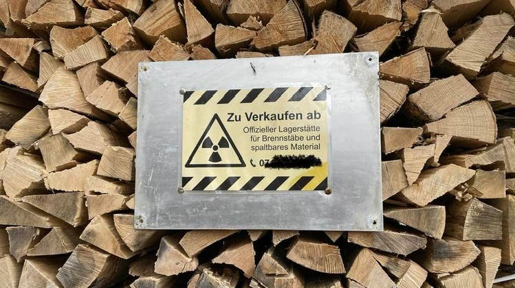 Holzbeige im Thurgau: Ob Brennholz dereinst auch so teuer sein wird wie spaltbares Uran? (Screenshot: Facebook)