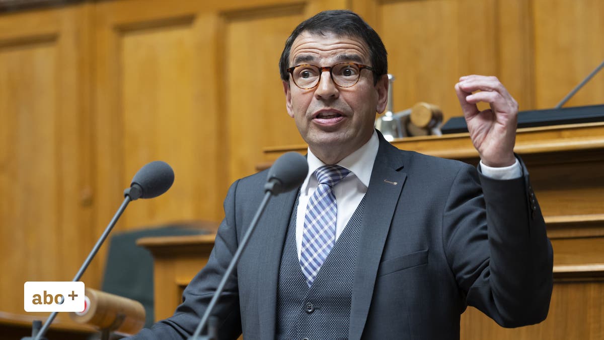 Aargau National Councillor Matthias Jauslin announces his switch from the ...