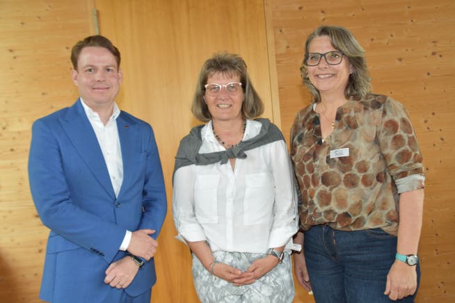 Yves Noël Balmer, Gaby Weber und Marlen Oggier prägten die Mitgliederversammlung der Spitex Vorderland.