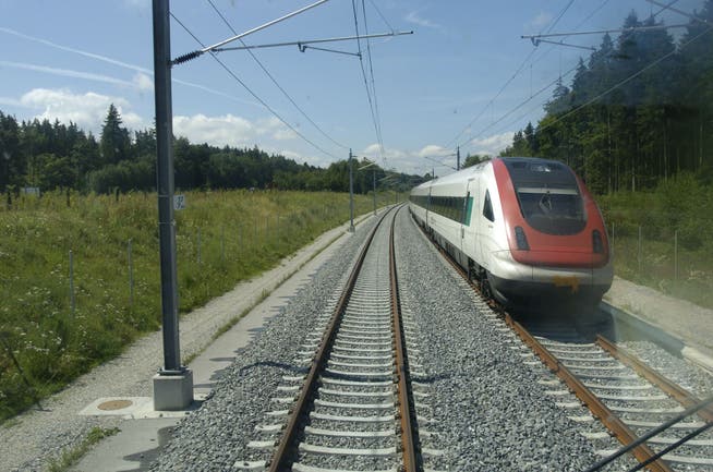Auf der Strecke zwischen Bern und Olten ist der Bahnbetrieb eingeschränkt. 