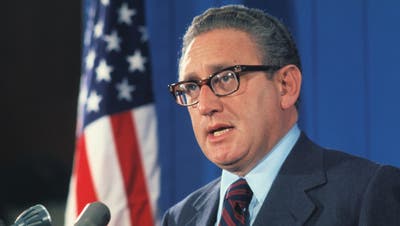 Henry Kissinger in seiner ersten Pressekonferenz als US-Aussenminister im Jahr 1973. (Bild: Bettmann / Getty)