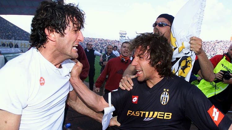 Emotionen pur: Juventus Turin konnte sich 2002 dank Schützenhilfe von Lazio Rom zum Meister küren. (Bild: Keystone)