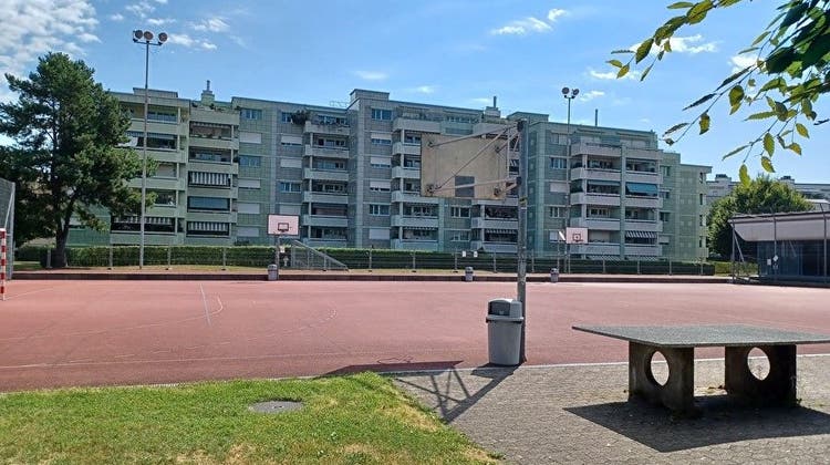 Tartan-Sportplatz im Urdorfer Zentrum (Bild: zvg)