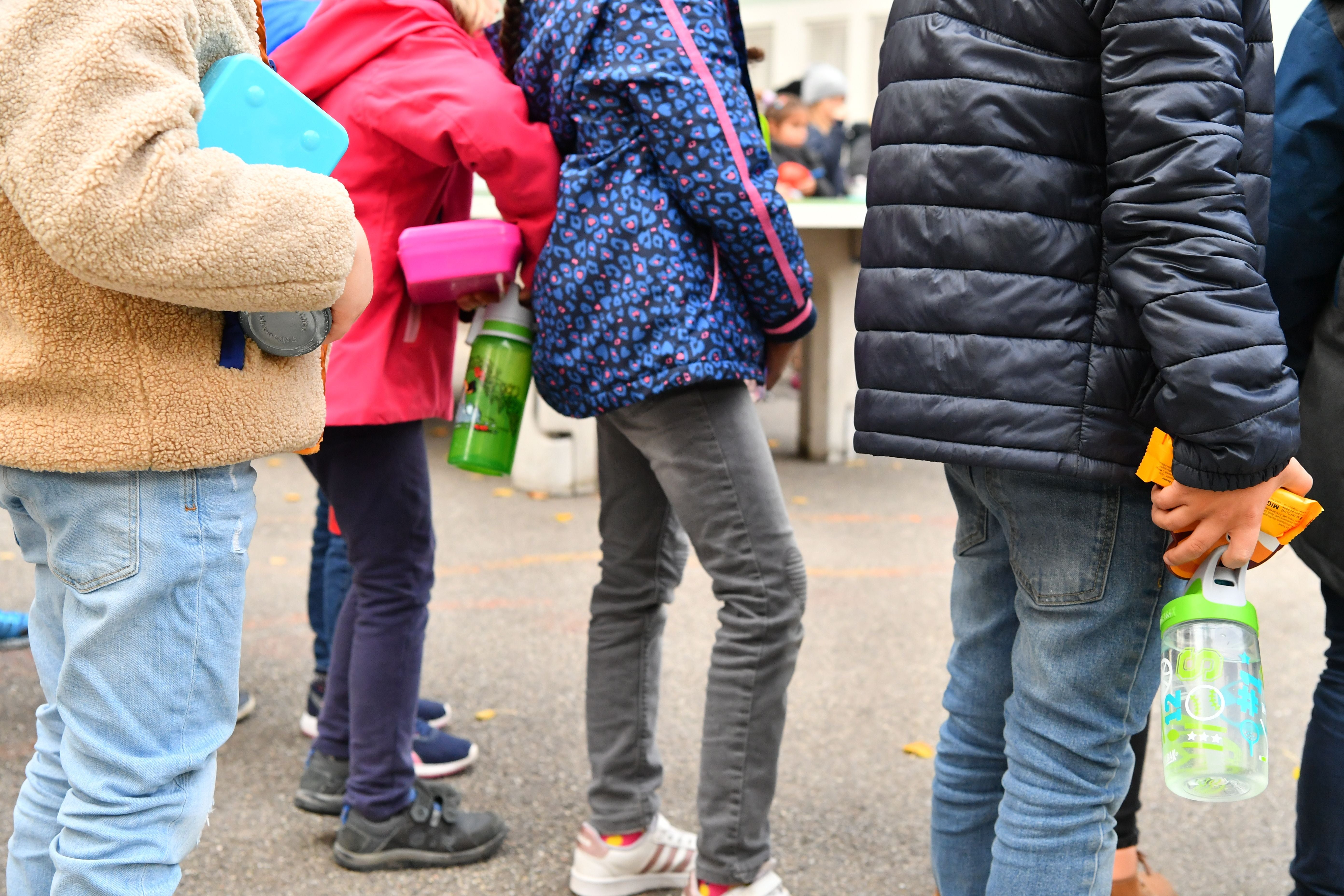 Deutsch Auf Dem Pausenhof: Aargau Erteilt SVP-Vorstoss Abfuhr