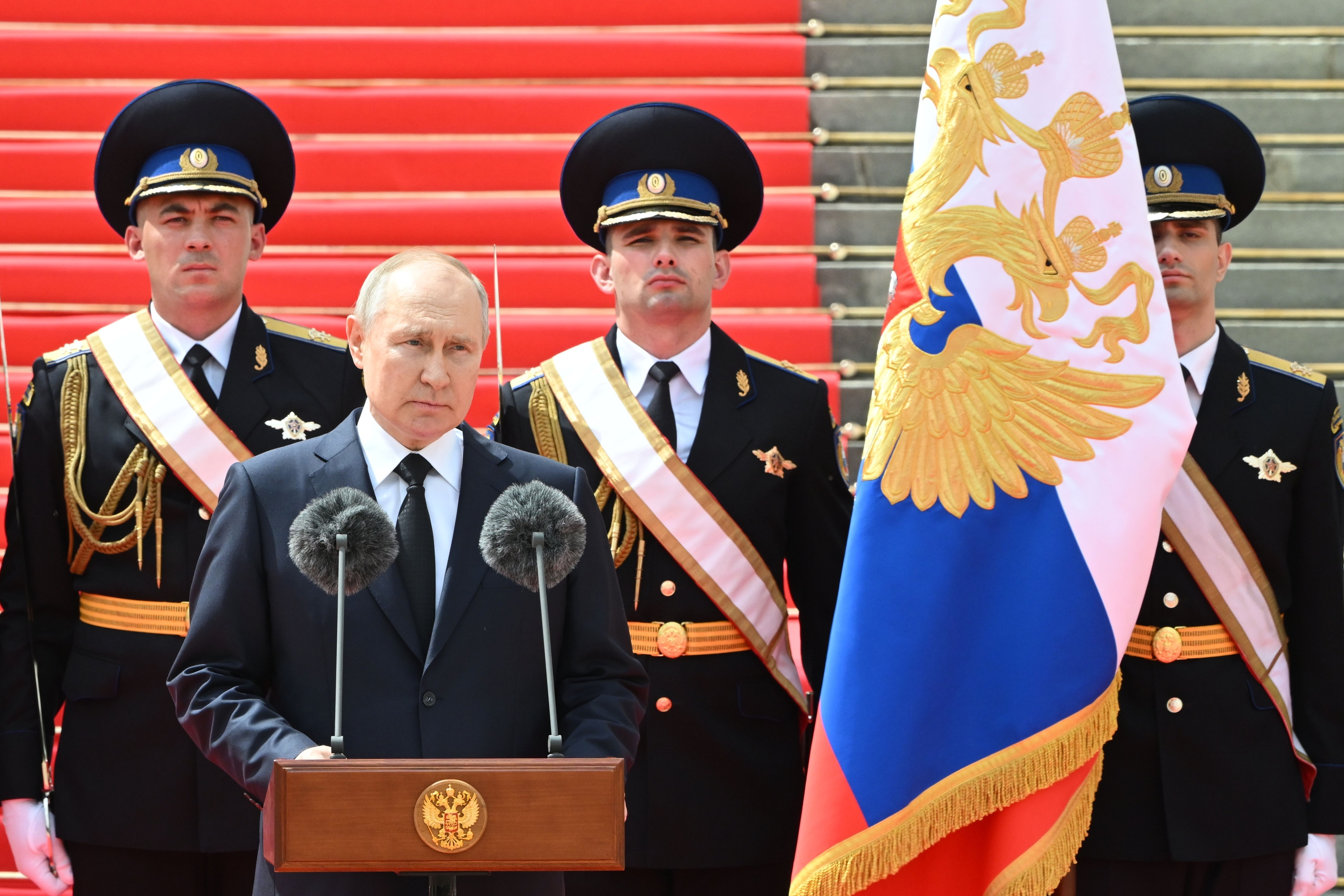 Путин В Кремле Фото