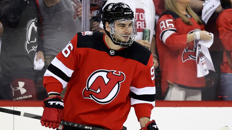 Timo Meier verlängert seinen Kontrakt bei den New Jersey Devils um acht Jahre. (Bild: Keystone)