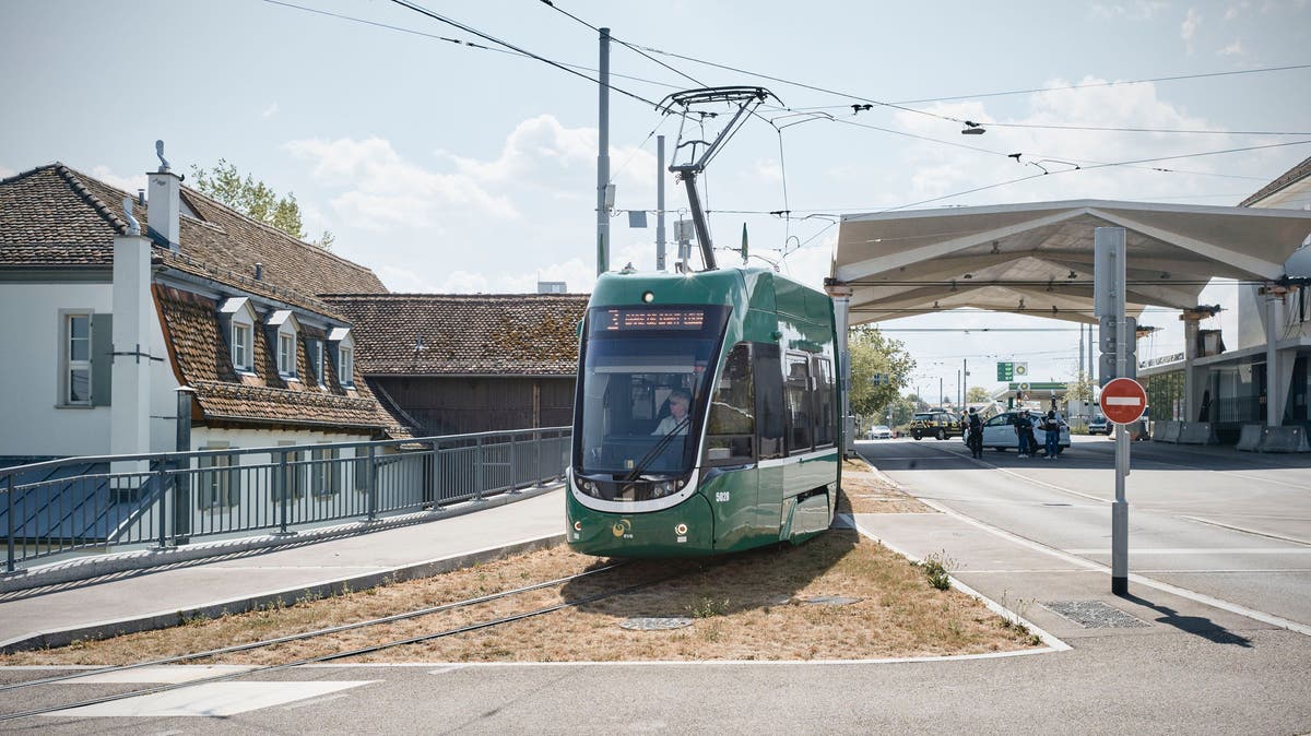 Trams no longer serve France due to disturbances in the evening