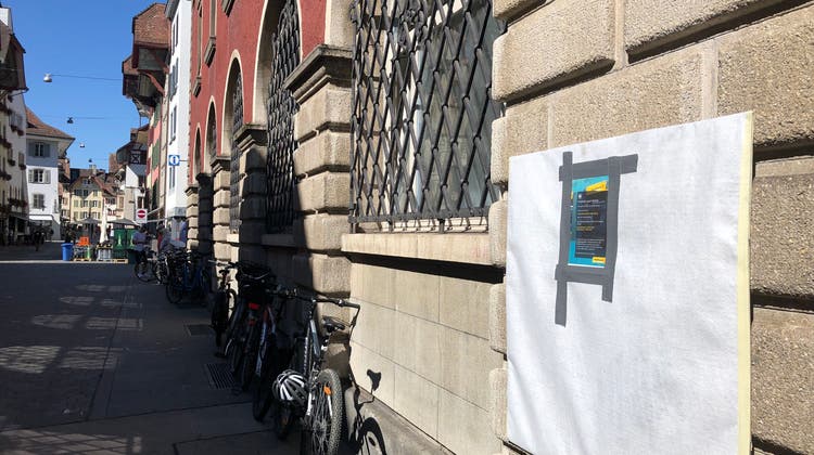 Der Postomat an der Laurenzentorgasse in Aarau ist ausser Betrieb. (Bild: Katja Schlegel)
