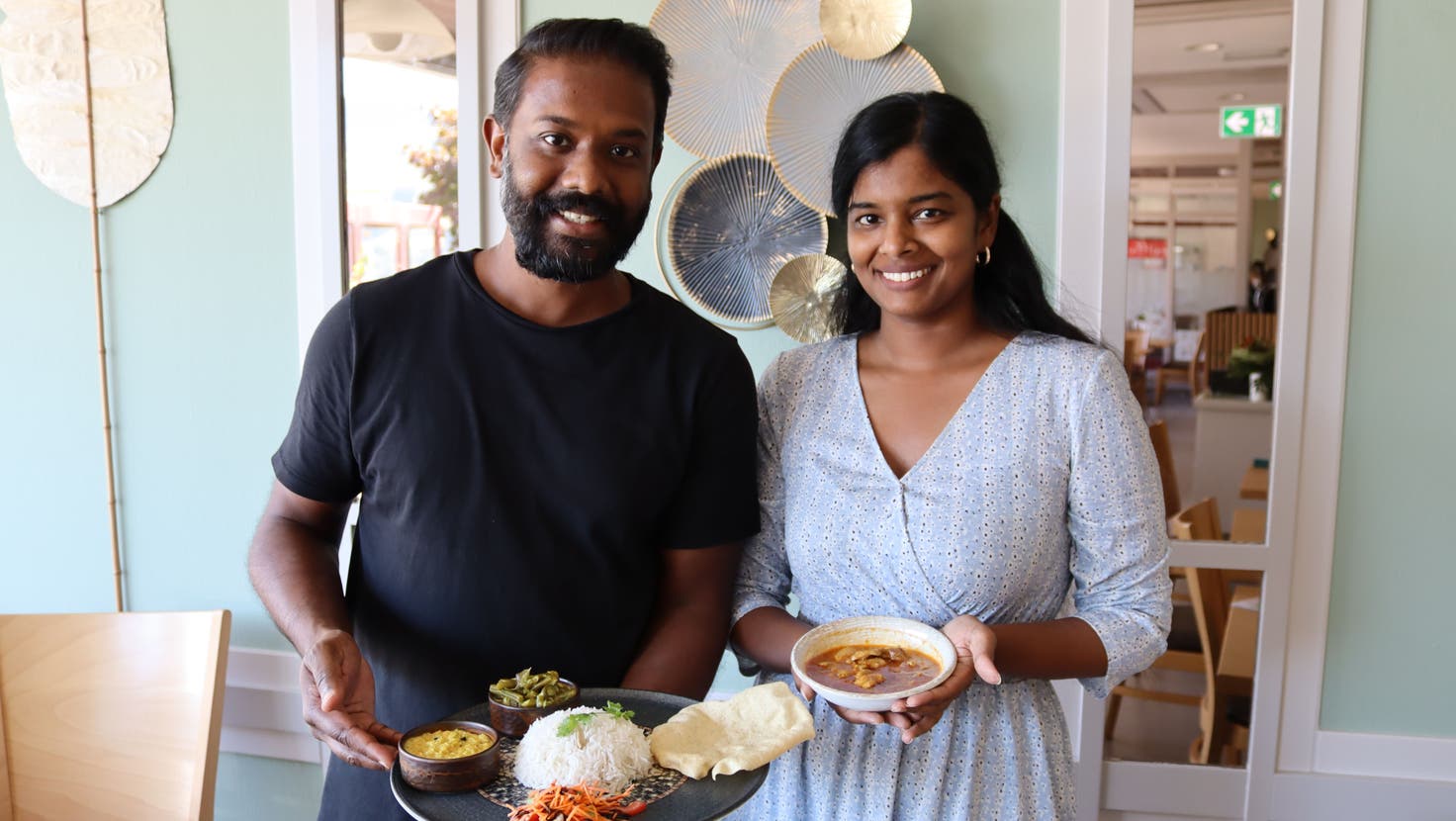 Mit Unterstützung von Ehefrau Esther hat Roshanth Seviethampillai den Schritt zum eigenen Restaurant gewagt. (Bild: Mira Güntert (8. 9. 2023))
