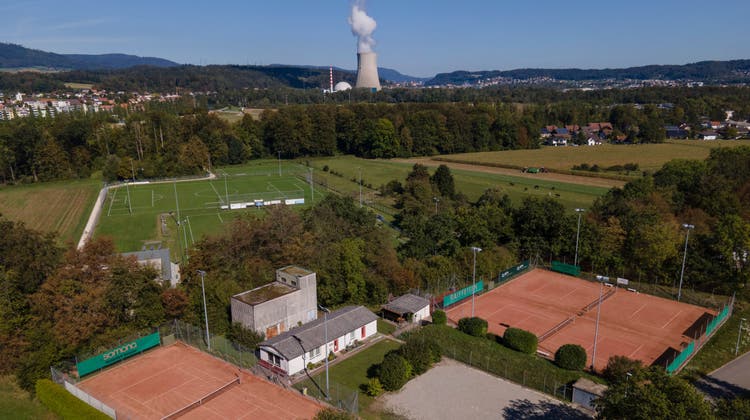Der Tennisclub Dulliken will seine Sandplätze für 250'000 Franken sanieren. Der Gemeinderat verlängert einen entsprechenden Pachtvertrag. (Bild: Patrick Lüthy)