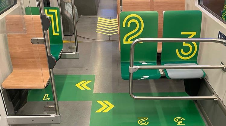 Die Basler Verkehrs-Betriebe (BVB) lancieren eine Fahrgastumfrage zu den Sitzen in den zukünftigen Trams. (Bild: zvg/BVB)
