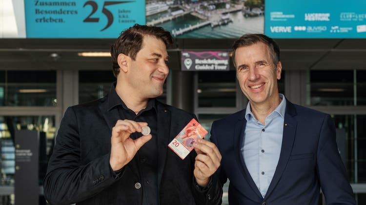 Sie haben das Projekt mitermöglicht: Philippe Stutz vom Verein KKL-Family (links) und KKL-CEO Philipp Keller. (Bild: Dominik Wunderli (Luzern, 26. 9. 2023))