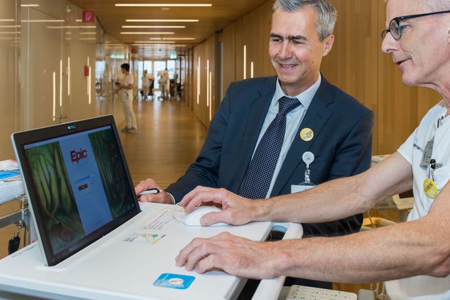 Das Luzerner Kantonsspital hat 2019 mit der Einführung des Klinikinformationssystems Epic begonnen.