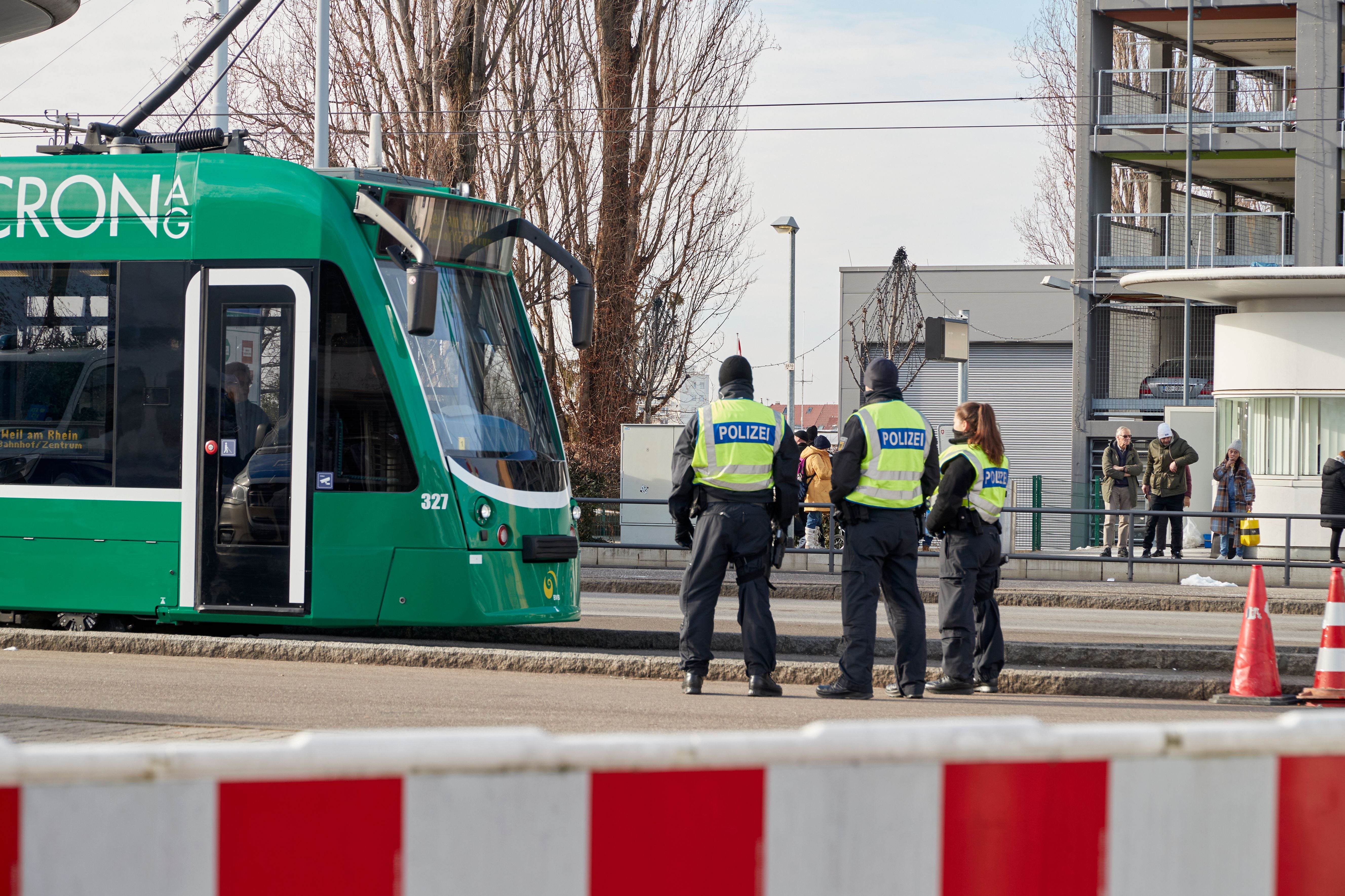 Grenzkontrollen: Fast Jedes Tram Wird Kontrolliert