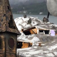 Schreckliche Dinge aus dem Sumpf: Die Bühne für die diesjährigen Bregenzer Festspiele ist fast fertig – gebaut wurde ein See im See