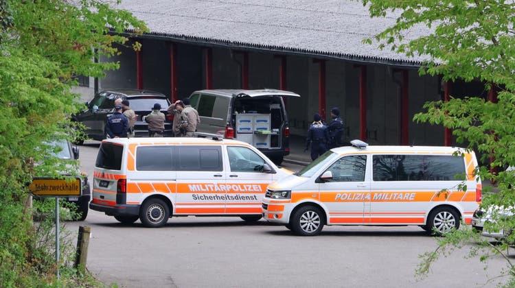 Am Dienstag ist es in Bremgarten zu einem Grossaufgebot von Militärpolizei und Rettungskräften gekommen. (Bild: zvg)