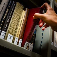 Internationale Bande stiehlt seltene Bücher – St.Galler Bibliotheken schützen sich