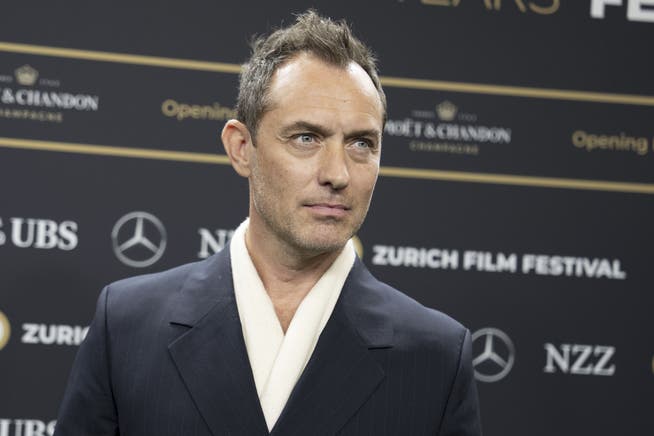 Quase tudo girava em torno dele: Jude Law, ator principal do thriller “A Ordem”.