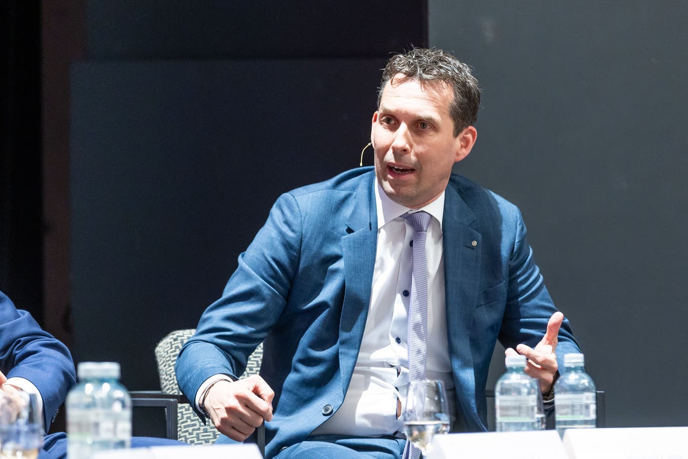 Der St. Galler Nationalrat Michael Götte glaubt, dass jeder für sich schaut, wenn es hart auf hart kommt.