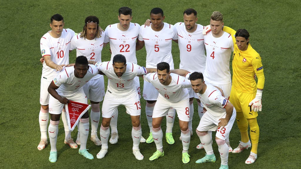Seferovic oder Gavranovic für die Schweiz gegen Italien?