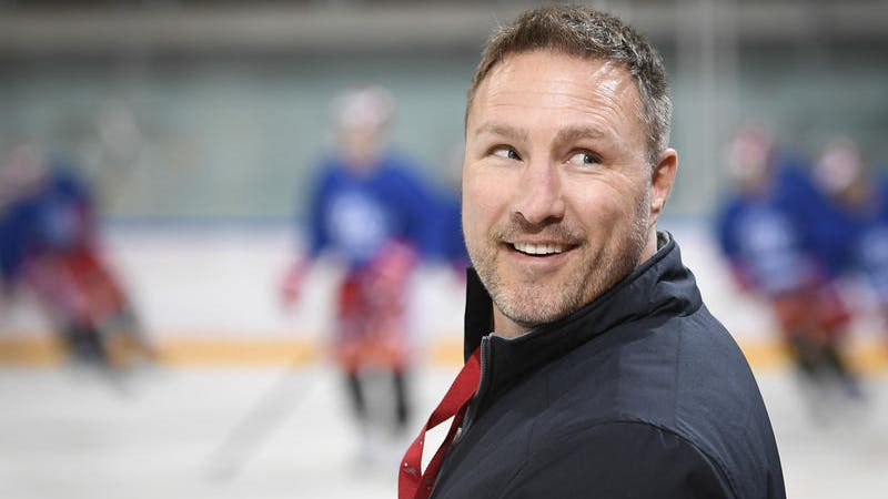 Jeff Tomlinson Wird Trainer In Kloten Michelle Heimberg Springt Zu Em Silber Manchester City Zum 7 Mal Englischer Meister